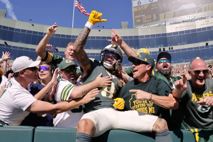 Packers take some revenge on Bears with 31-7 rout